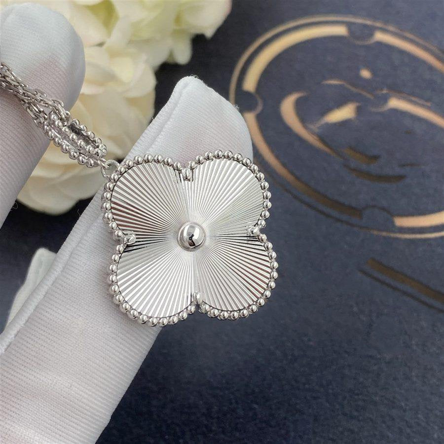 [CharmAmor]CLOVER 25MM SILVER BIG CLOVER NECKLACE
