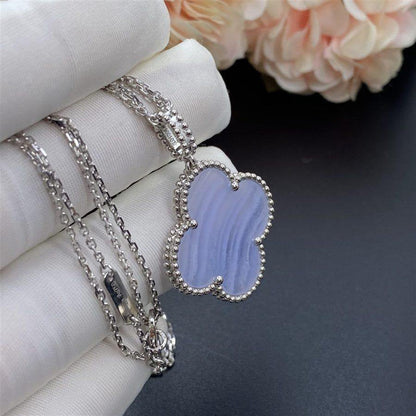 [CharmAmor]CLOVER SILVER CHALCEDONY BIG CLOVER NECKLACE
