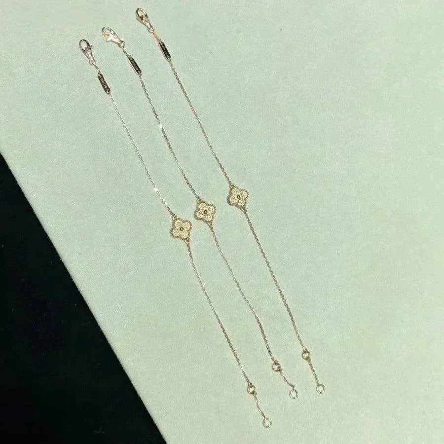 [CharmAmor]CLOVER SINGLE FLOWER BRACELET