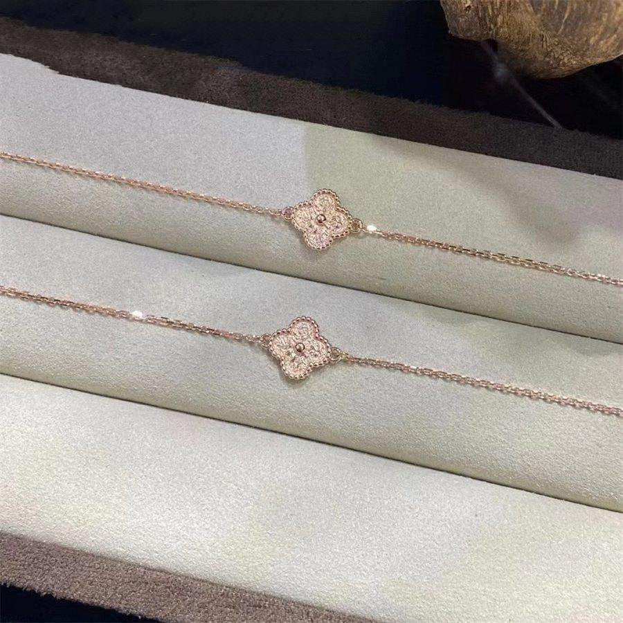 [CharmAmor]CLOVER SINGLE FLOWER BRACELET