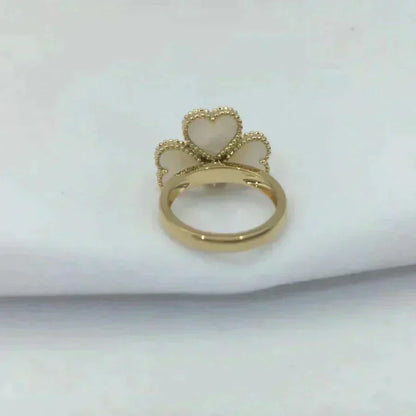 [CharmAmor]SWEET CLOVER WHITE MOP RING
