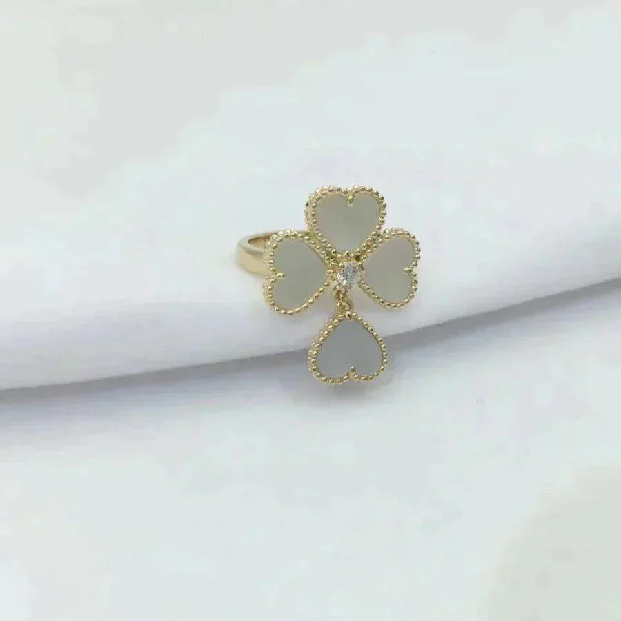 [CharmAmor]SWEET CLOVER WHITE MOP RING