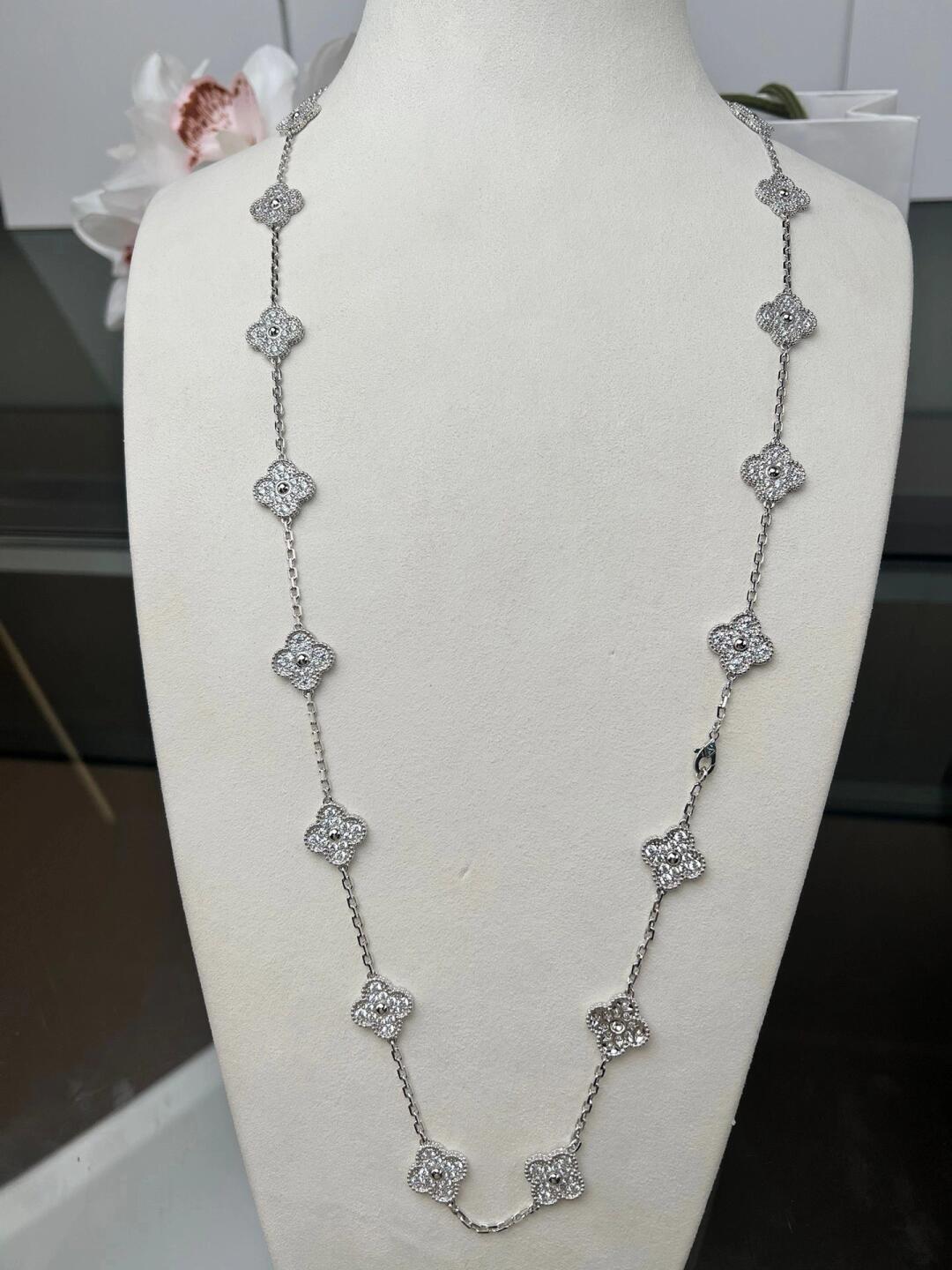[CharmAmor]CLOVER 20 MOTIFS DIAMOND SILVER