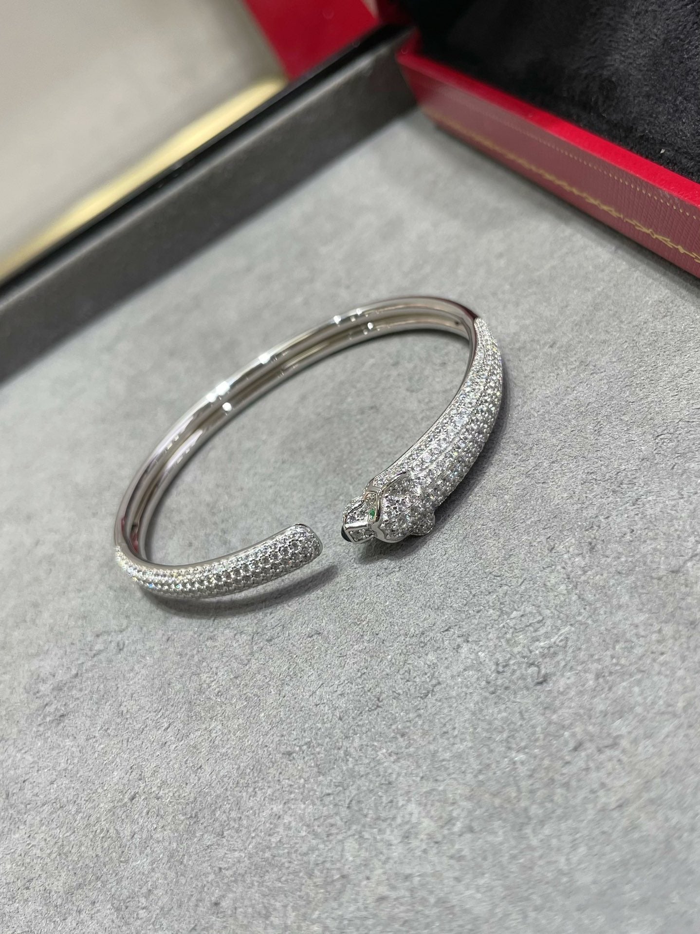 [CharmAmor]PANTHERE FULL DIAMOND OPEN BRACELET