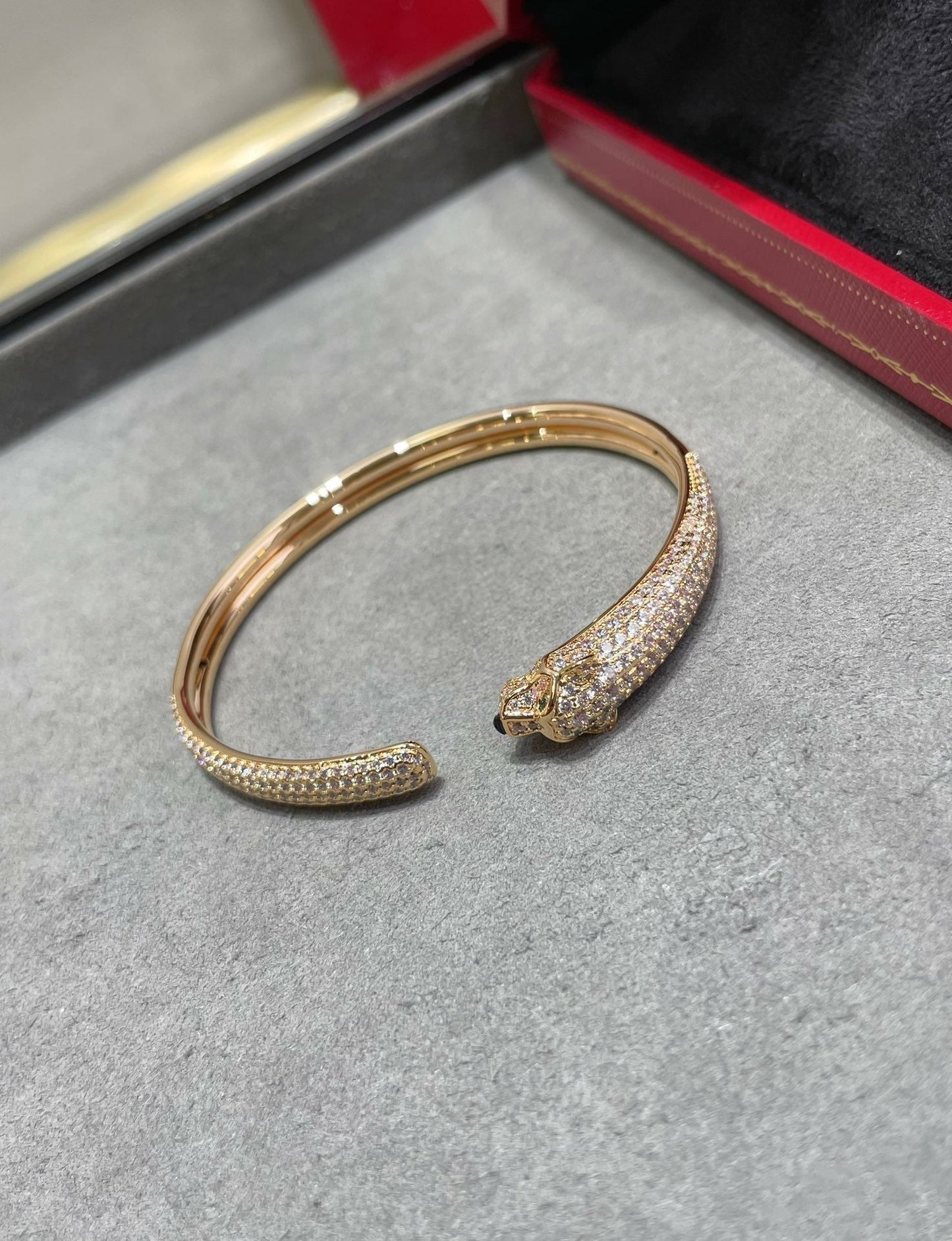 [CharmAmor]PANTHERE FULL DIAMOND OPEN BRACELET