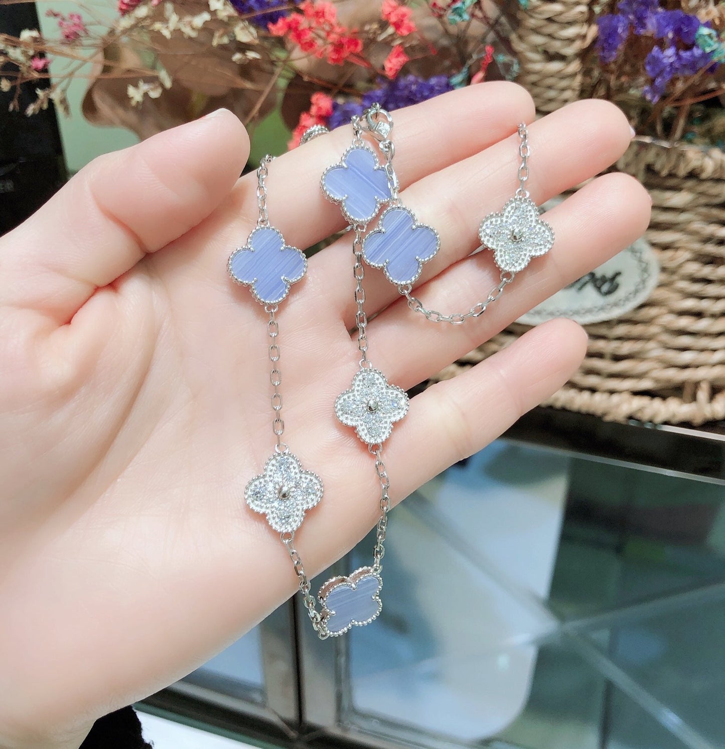 [CharmAmor]CLOVER 10 MOTIFS CHALCEDONY DIAMONDS SILVER NECKLACE