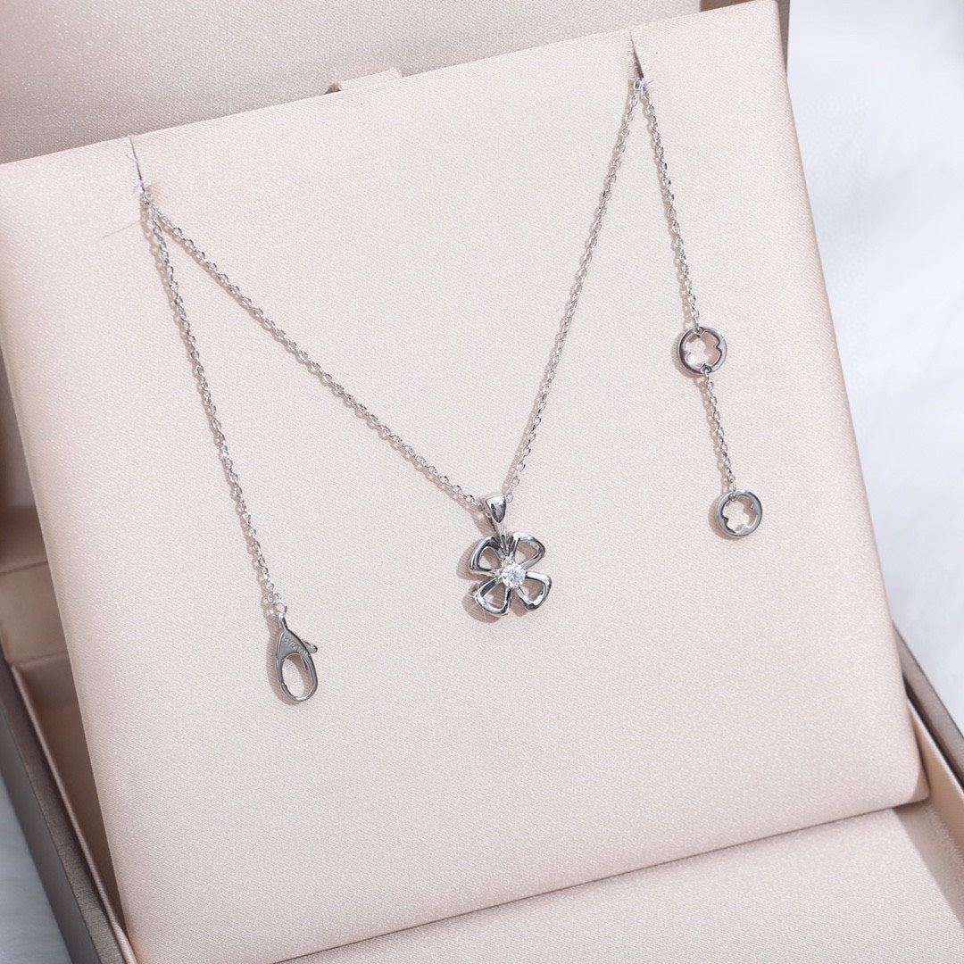 [CharmAmor]FIOREVER NECKLACE DIAMOND CENTER