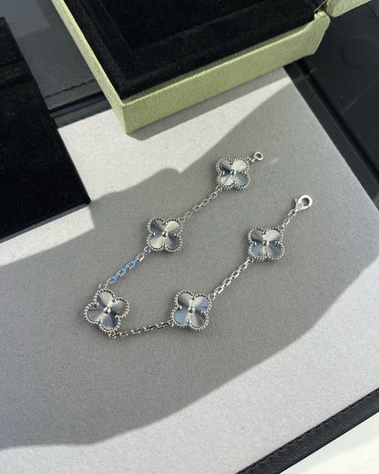 [CharmAmor]CLOVER SILVER 5 MOTIFS BRACELET